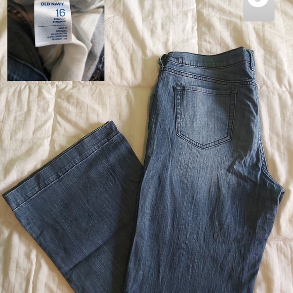 Old navy Flirt Flares 16 x 33 - Picture 1 of 1